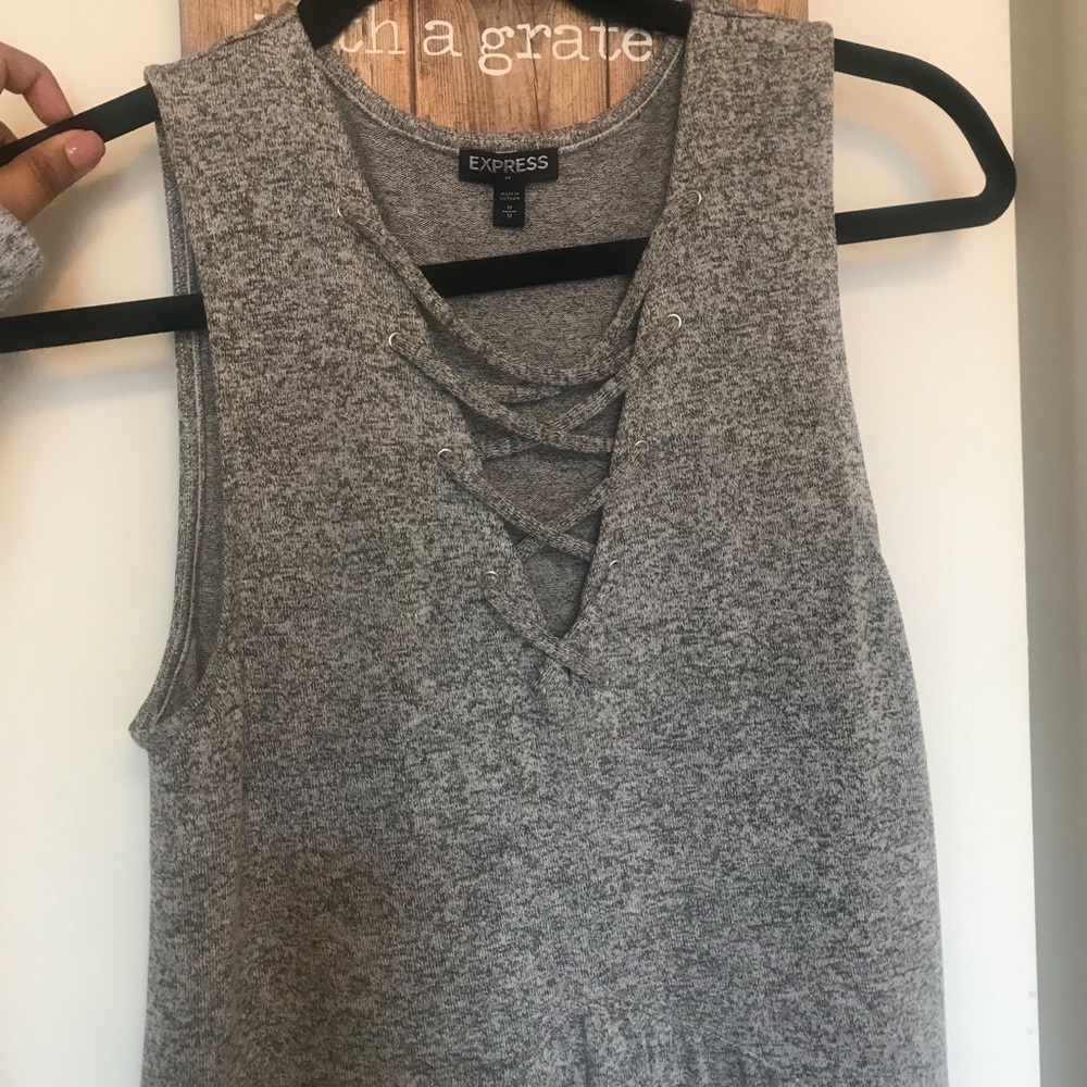 Criss cross express tank